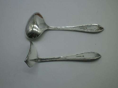 Vintage EPNS Silver plated Ryals KIDDY food spoon & pusher. Good quality  Boxed. V. Good condition