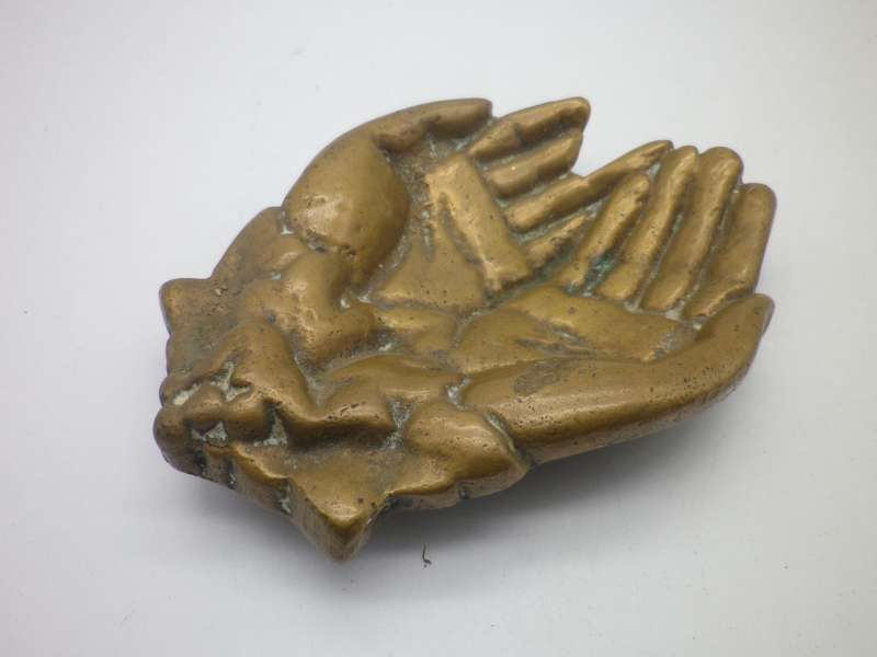 Heavy cast Bronze or Brass soap dish- receiving hands