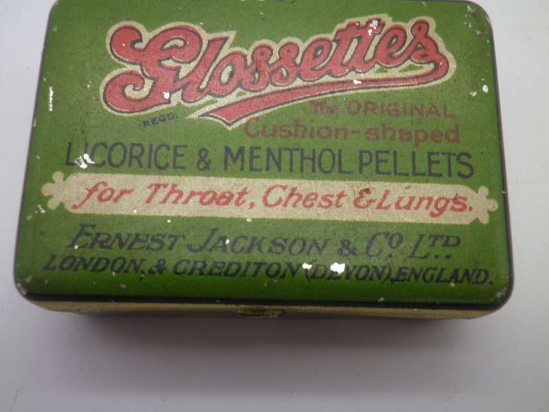 Vintage Glossettes Licorice and Menthol Pelletts Tin