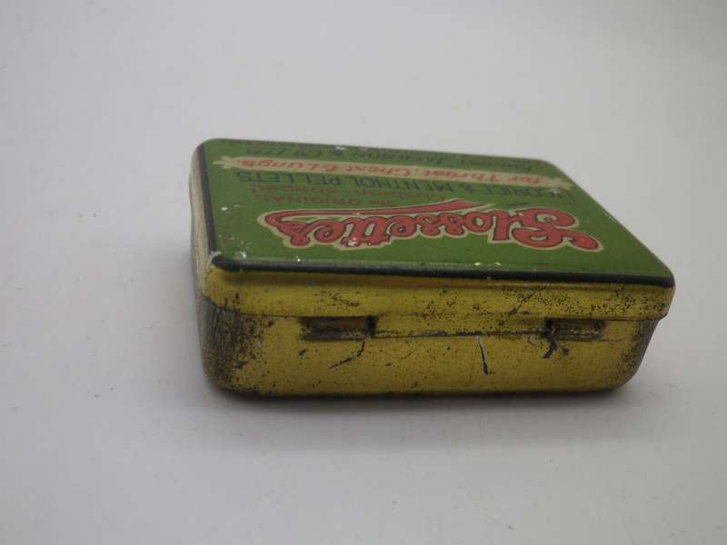 Vintage Glossettes Licorice and Menthol Pelletts Tin