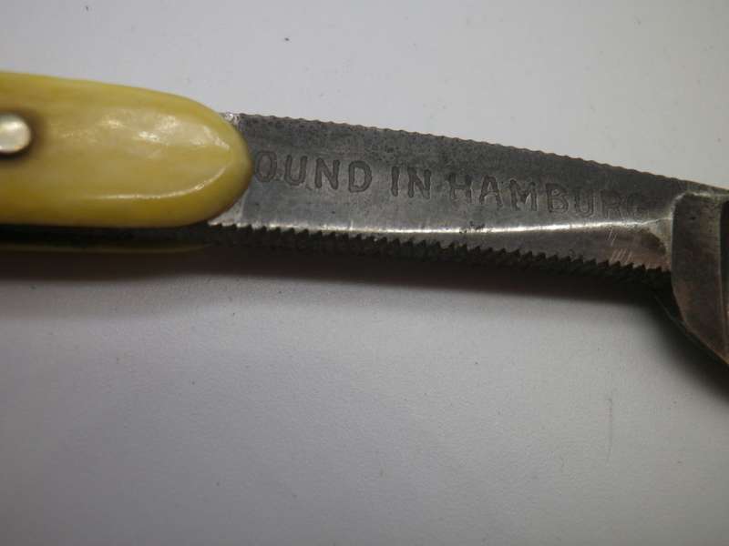 Vintage KROP UK Cut Throat Razor, cased German blade ground in Hamburg for Hepworth`s Ltd S. Africa