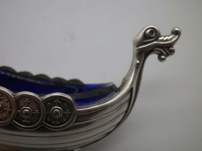 Norwegian Sterling Silver Cruet set Viking Design salt & pepper with original blue glass liners