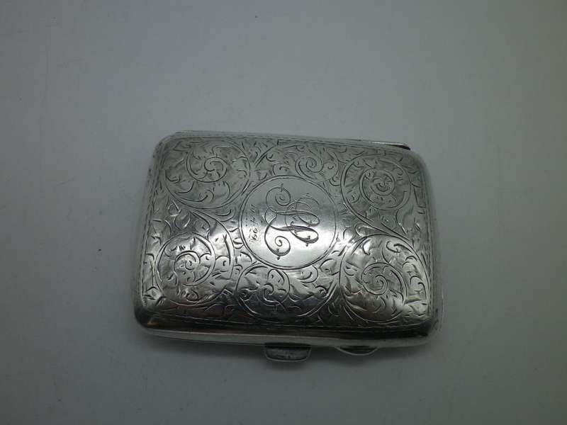 Hallmarked sterling silver cigarette case. Birmingham, 1921 Joseph Gloster Ltd 57g