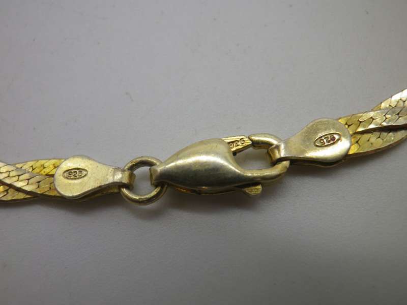 Stunning Sterling Silver & 3 tone rolled gold plaited necklace. 40.5cm 7grms
