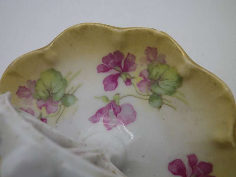 Vintage PORCELAIN HAND PAINTED BLUSHWARE ring holder