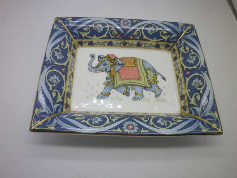 Wedgwood & Co BLUE ELEPHANT rectangular Platter Dish. 16x 20cm RARE!