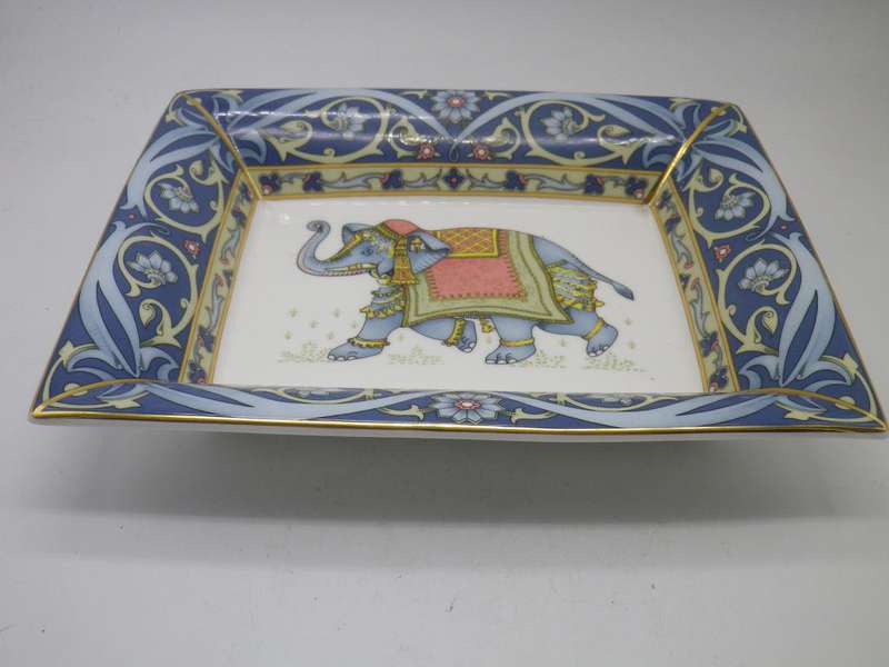 Wedgwood & Co BLUE ELEPHANT rectangular Platter Dish. 16x 20cm RARE!