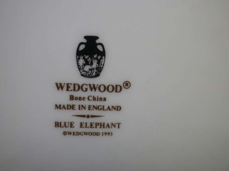 Wedgwood & Co BLUE ELEPHANT rectangular Platter Dish. 16x 20cm RARE!