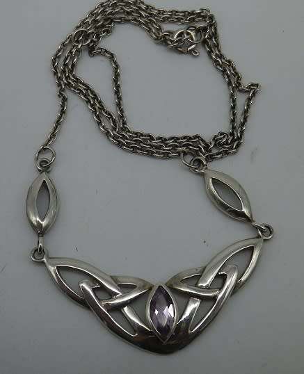 CELTIC DESIGN Sterling Silver & AMETHYST VINTAGE NECKLACE. 46cm 7g Charming & Unusual