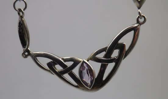 CELTIC DESIGN Sterling Silver & AMETHYST VINTAGE NECKLACE. 46cm 7g Charming & Unusual