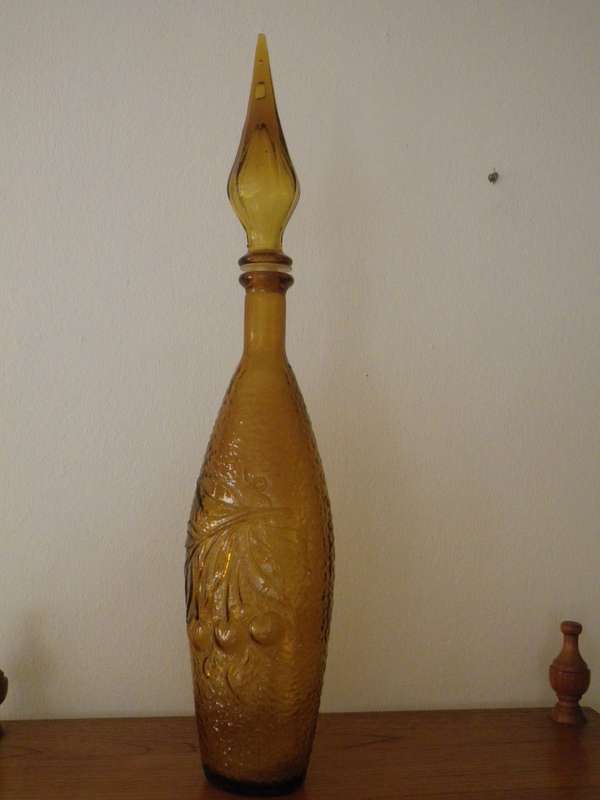 Vintage Mid century Italian Amber Pressed Glass Genie Bottle Empoli Bath Salts Bottle/decanter