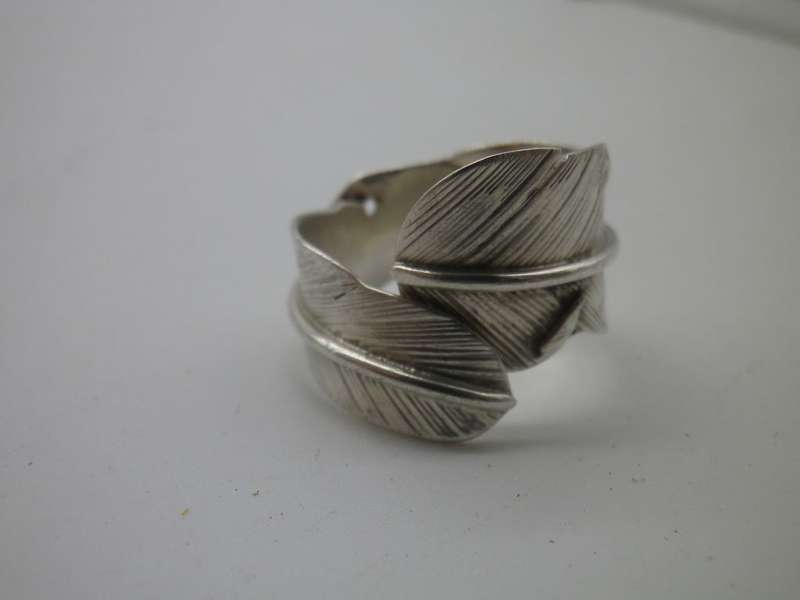 Sterling Silver FEATHER DESIGN Vintage Ring Size: N 6.1 grams