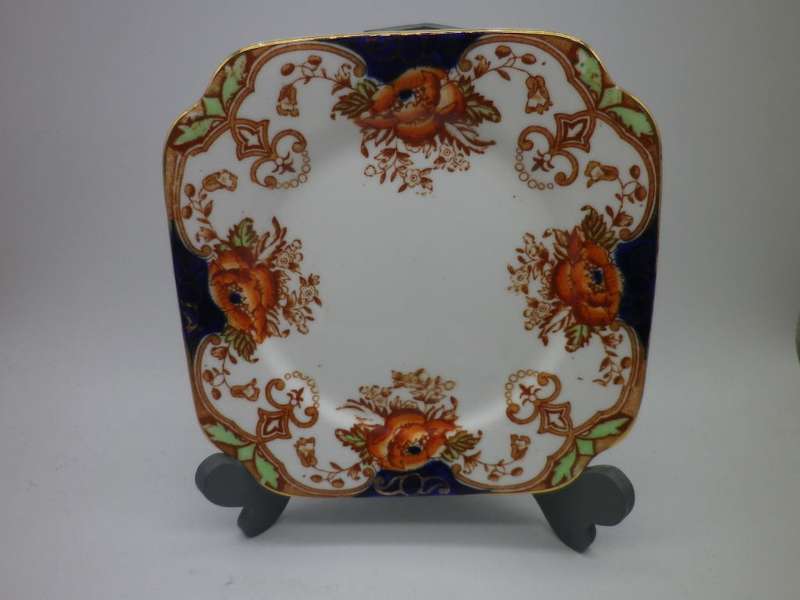 FOR ELSABE!!! BELL CHINA 20 PIECE IMARI DESIGN TEA SET. 6 trios, sugar bowl and creamer.