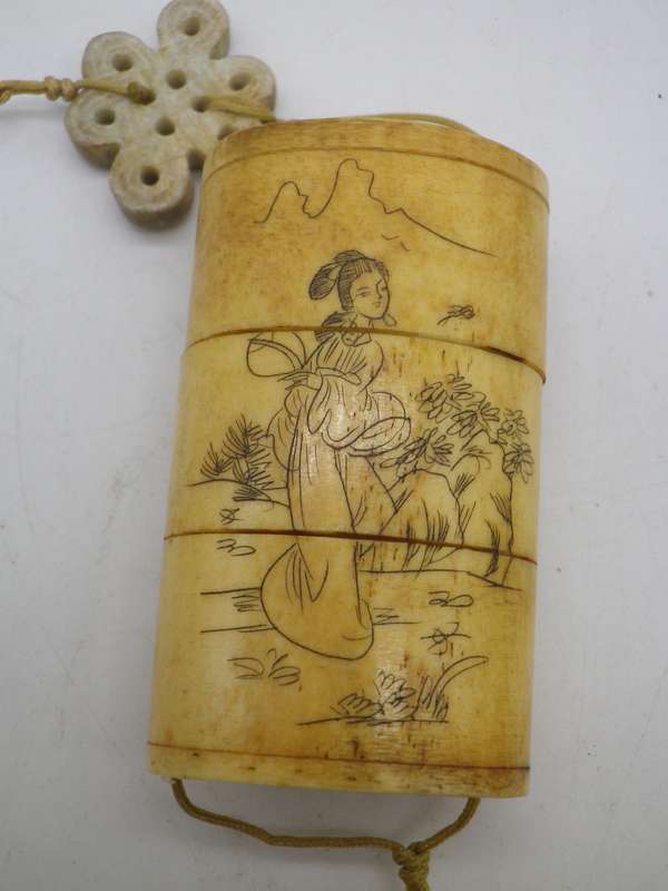 Vintage Japanese Hand Carved Scrimshaw Bone Inro with toggle & cord Geisha Design