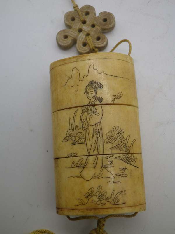 Vintage Japanese Hand Carved Scrimshaw Bone Inro with toggle & cord Geisha Design