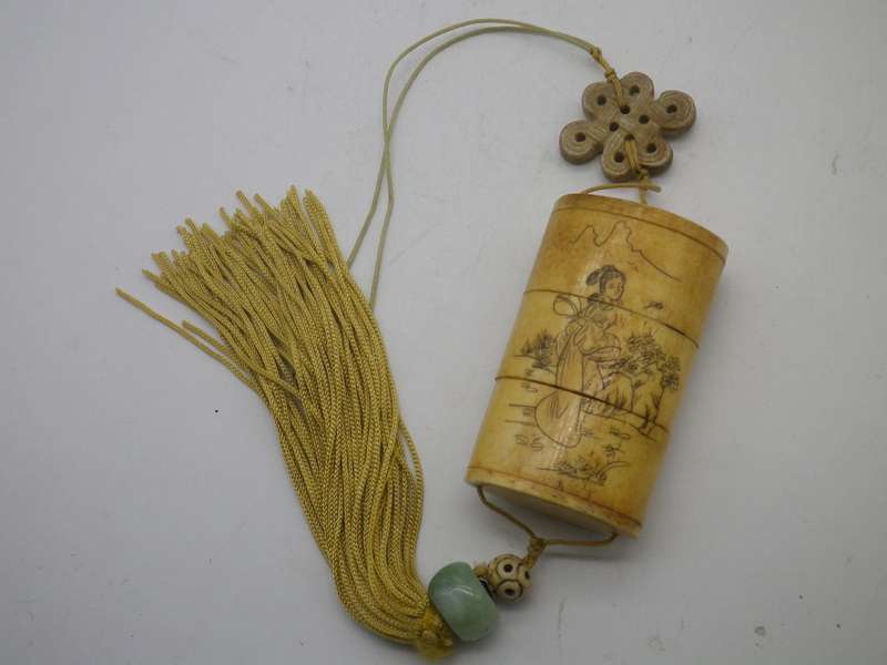 Vintage Japanese Hand Carved Scrimshaw Bone Inro with toggle & cord Geisha Design