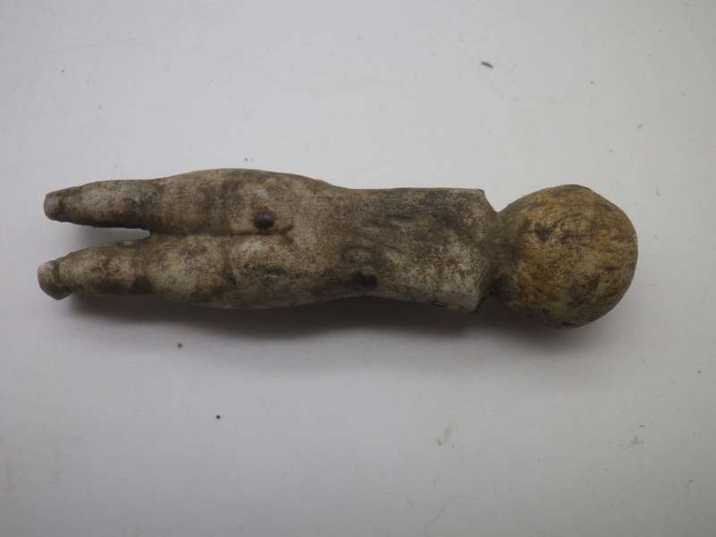 Antique Bisque/Ceramic DOLL PARTS. Unearthed in SA. 3 `frozen Charlotte` & c1890 german head wow!!