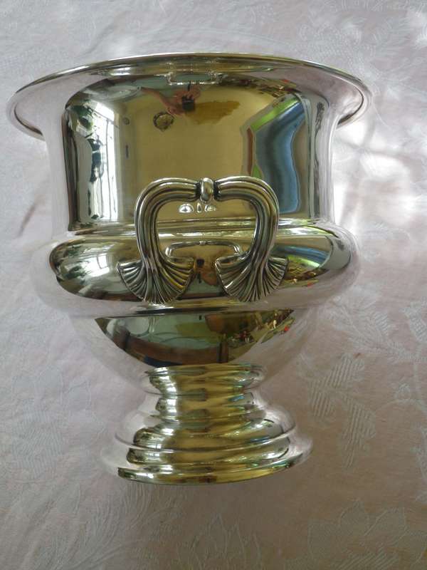 Large Vintage Silver Plated Wine Cooler. Good quality England