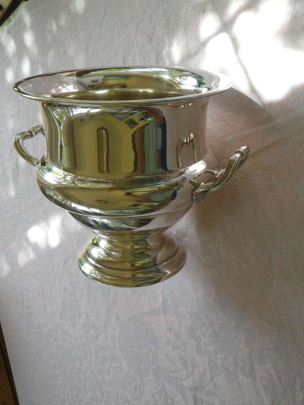 Large Vintage Silver Plated Wine Cooler. Good quality England