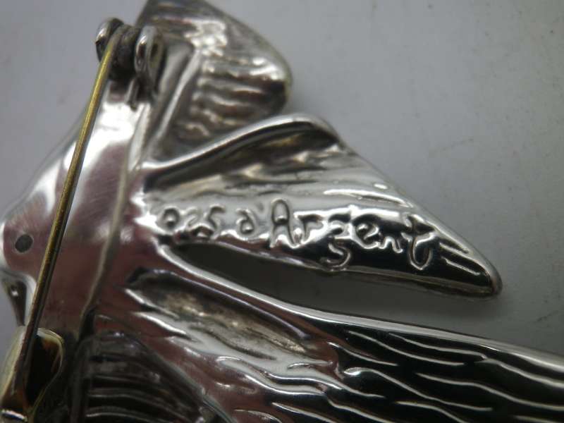 Sterling Silver & Gold tone bow shaped brooch.