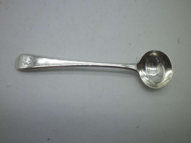 GEORGE III London 1801 silver salt or condiment spoon Makers William Eley I & William Fearn 10cm 11g