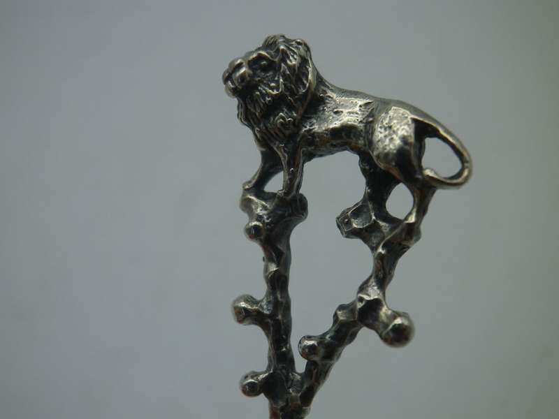 2 Sterling Silver teaspoons. LION & ZEBRA.  9.5cm 20g