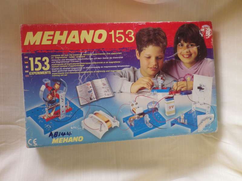 VINTAGE MEHANO Electricity & Magnetism Experiments Set 153 EXPERIMENTS BOXED & SEALED