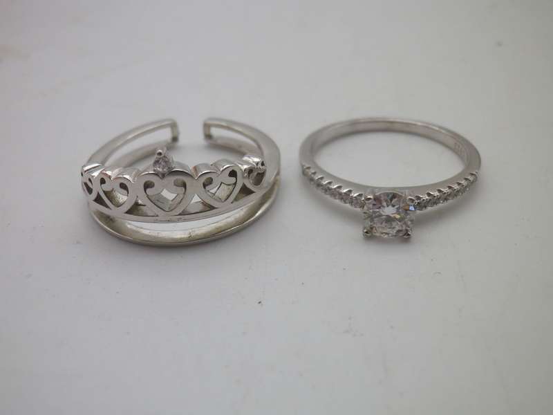 925 silver 2 piece ring with certified 0.5ct brilliant cut D/VVS1 Moissanite Size N1/2 4.6g