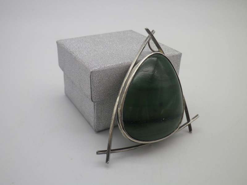 Sterling Silver & Malachite Modernist Pendant or brooch. 7x4.5 21.4g