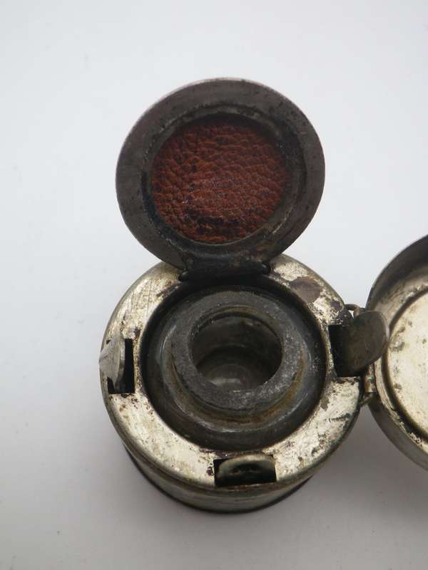 Rare Antique Travelling mini inkwell.