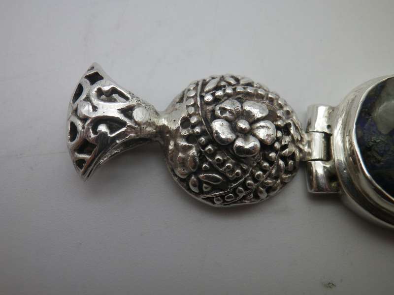 Sterling Silver Hand made Vintage pendant with beautiful detail and semi precious stone.