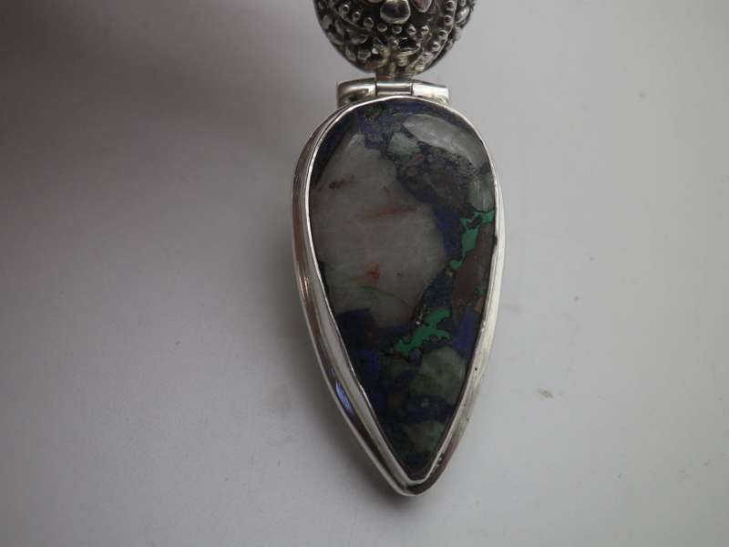 Sterling Silver Hand made Vintage pendant with beautiful detail and semi precious stone.