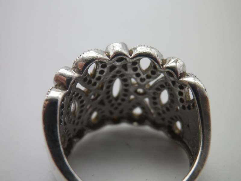 Sterling Silver & CZ Vintage Dress ring. Size: K 1/2- L. 7g Gorgeous