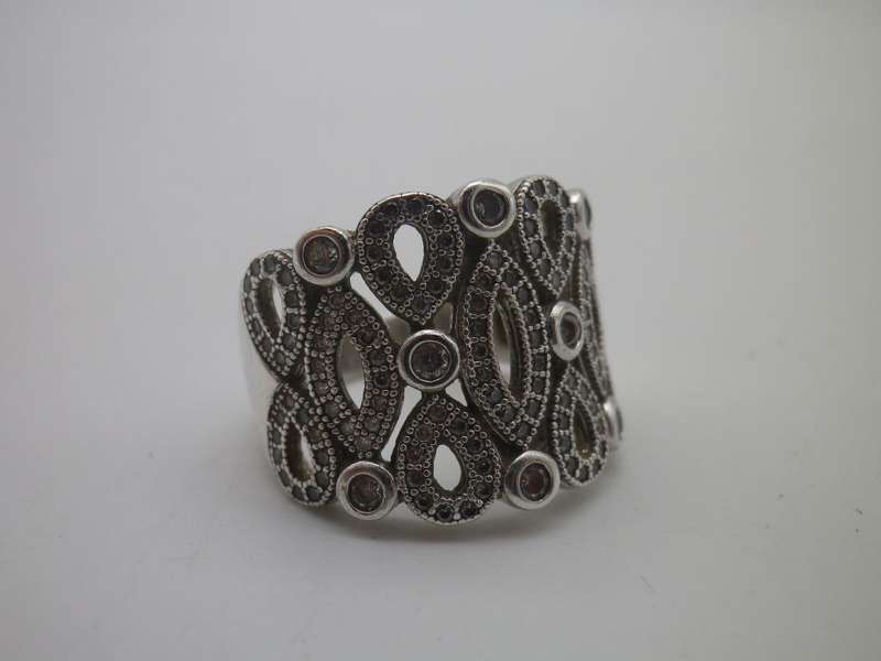 Sterling Silver & CZ Vintage Dress ring. Size: K 1/2- L. 7g Gorgeous