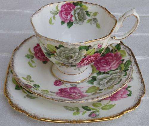 MAGNIFICENT ROYAL ALBERT "EVENING RHAPSODY" BONE CHINA TRIO. EXQUISITE