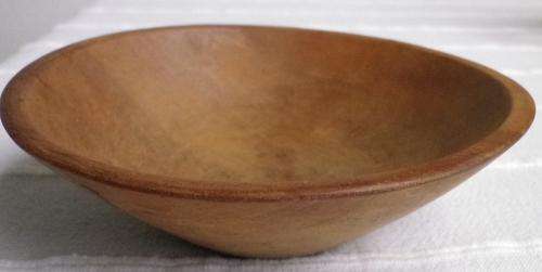 LOVELY JAPANESE HAND CARVED SMALL WOODEN BOWL.