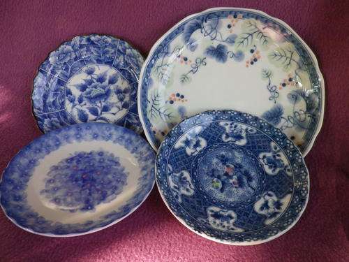 MOST GORGEOUS LOT OF 4 SMALL BLUE&WHITE JAPANESE IMARI PLATES. BACK STAMPED. PRISTINE.1 BID FOR ALL!