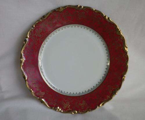 GORGEOUS RED & GOLD,ALKA, KUNST KRONACH, BAVARIA DISPLAY PLATE "Burgund' no: 73.Excellent condition.