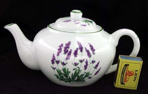 Rare on Bob! FAB Wiesenthal "LAVENDER" teapot.Superb quality German porcelain. Collectable. Mint!