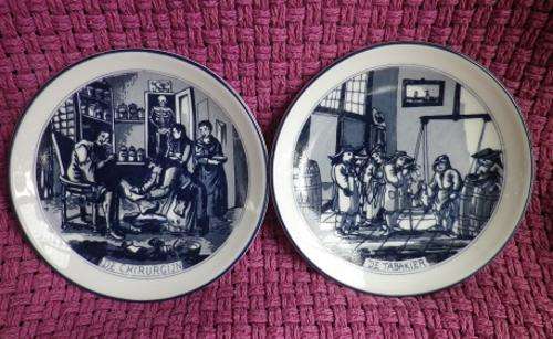 2 Lovely collectable Delfts Blaauw,Oude Molen Fabrik miniature blue&white transfer glaze plates