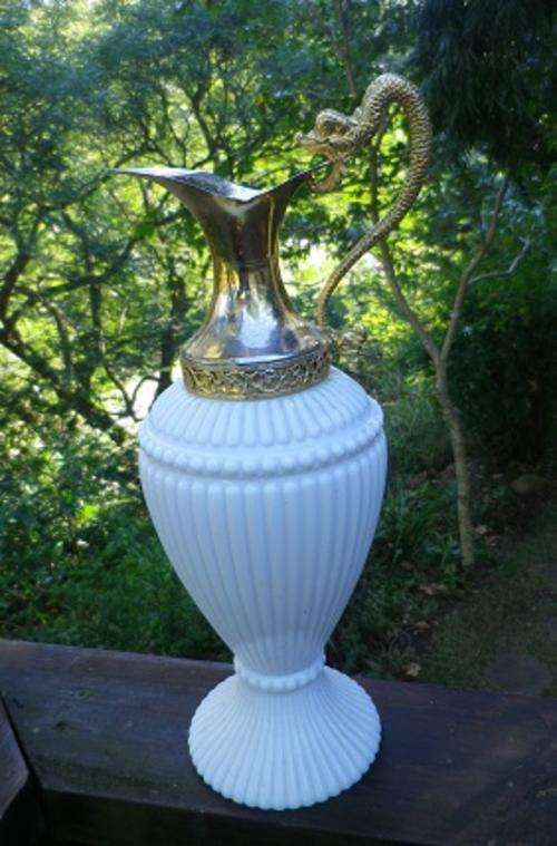 Striking & regal large classic Grecian Urn. White with gold-colored dragon handle