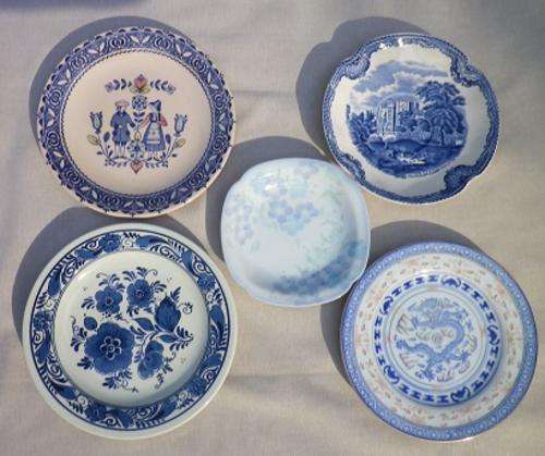 AWESOME lot of FIVE collectable Blue & white BEAUTIES- 2x Johnson Bros, Blauw Delt & Imperial Imari.
