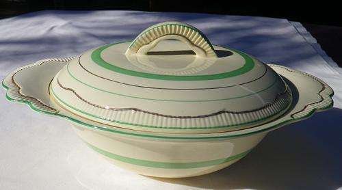WOWEE! CLARICE CLIFF c 1940S NEWPORT POTTERIES CREAM, GREEN & WHITE LIDDED TUREEN REG:840076