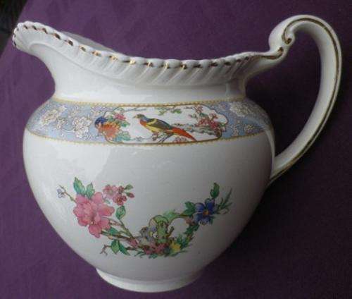 EXQUISITE 1930s JOHNSON BROTHERS "OLD ENGLISH" LARGE JUG PITCHER WITH STUNNING FLOWERS AND BIRDS