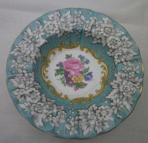ROYAL ALBERT 'ENCHANTMENT" SMALL ROUND BOWL. 12cm