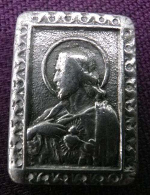 SPECIAL OLD STERLING SILVER JESUS OF THE SACRED HEART PHOTO PENDANT.