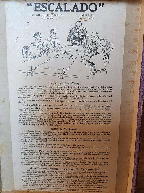 Very Rare !! Vintage Escalado 1930s Horse racing Game  7 Heavy Lead horses