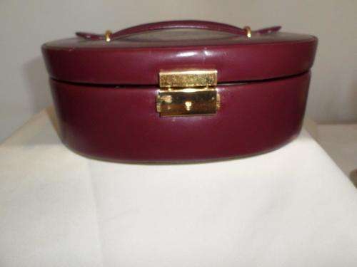 MAROON JEWELLERY BOX  WITH KEY