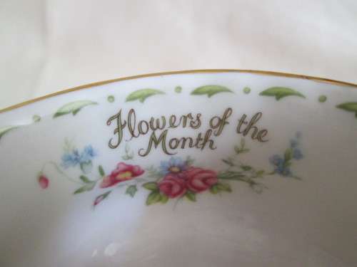 ROYAL ALBERT FLOWER OF THE MONTH  SUGAR BOWL