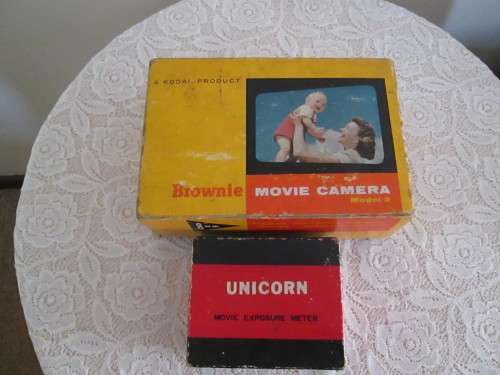 KODAK BROWNIE MOVIE CAMERA MODEL 2 PLUS UNICORN MOVIE EXPOSURE METER